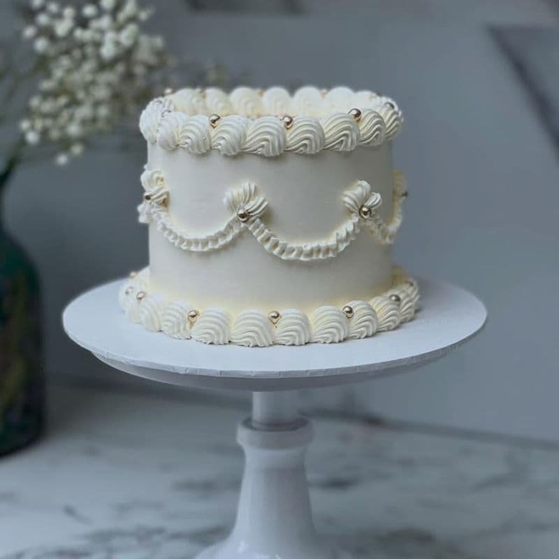 Gluten-Free Vanilla Cake - Pearlcakenbake