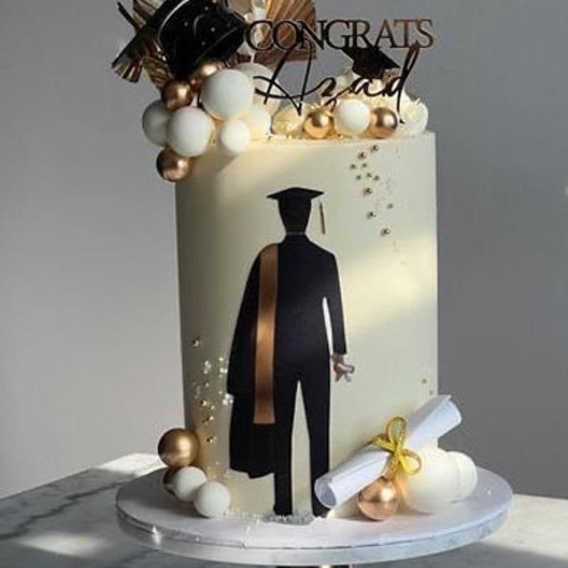 Graduate Gentleman Cake - VapeSoko