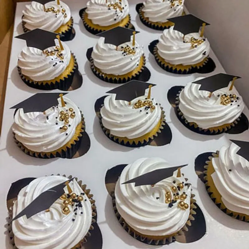 Graduation Cupcakes - Pearlcakenbake