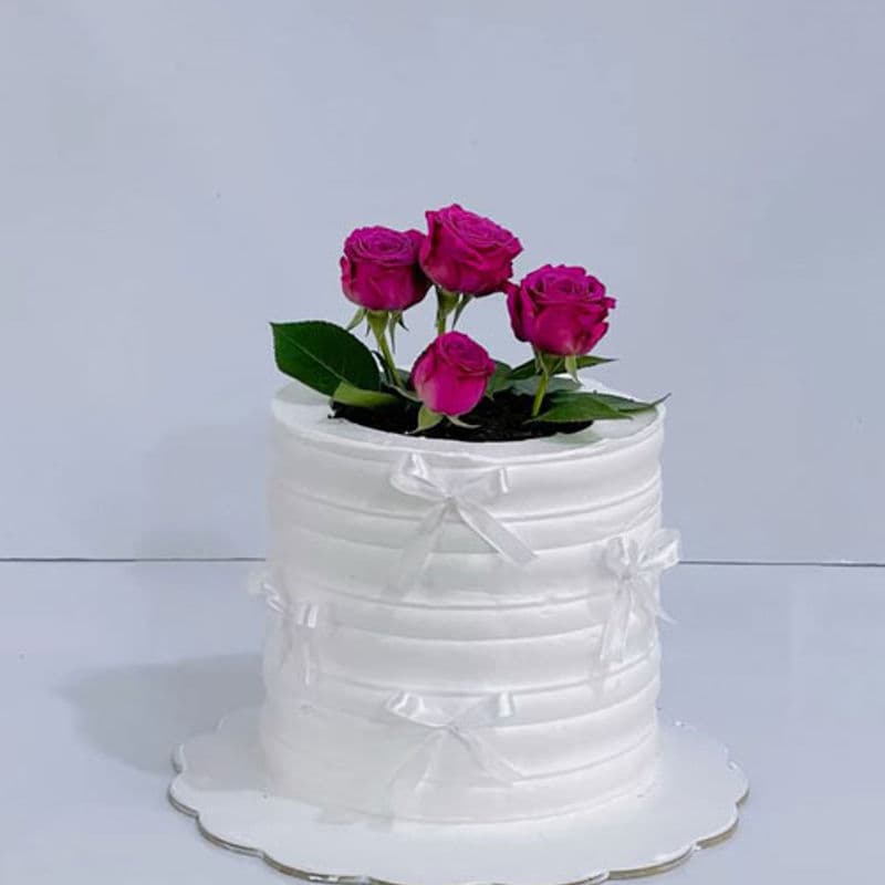 Moms Petal Ribbon Cake - VapeSoko